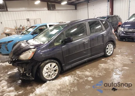 2010 Honda Fit Sport from USA, damaged, VIN JHMGE8H47AC013526
